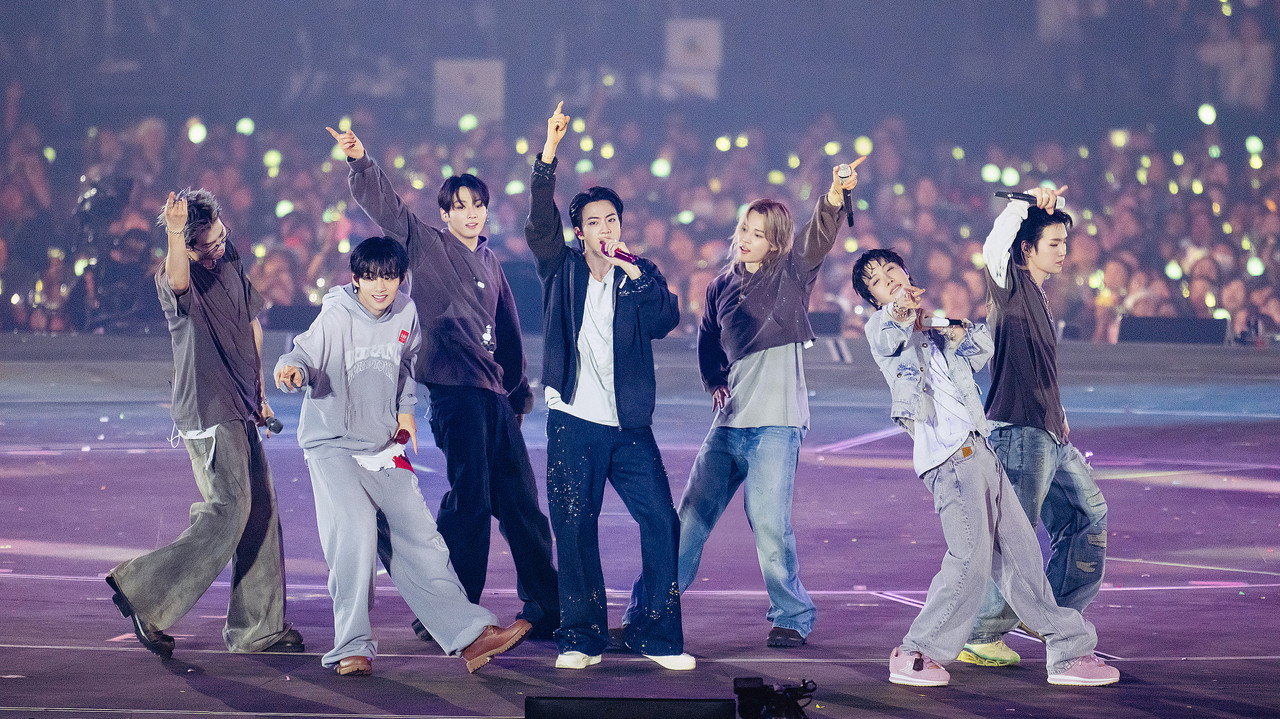 BTS World Tour ‘Arirang’ in Busan: Live Viewing Movie Screenshot 1